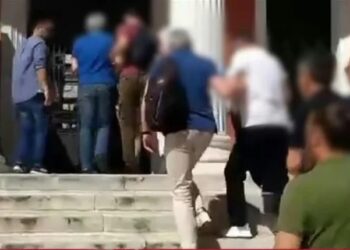 Έτσι δρούσε το κύκλωμα της μίζας στη ΔΟΥ Χαλκίδας: Η διευθύντρια, η διεκπεραιρώτρια και η «απρόσεκτη» Λίνα