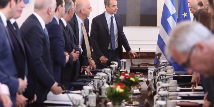 Alldaynews.gr Ανασχηματισμός: Κεραμέως στο Εργασίας, Λιβάνιος στο Εσωτερικών, Θεοδωρικάκος στο Ανάπτυξης – Ποιοι μένουν εκτός