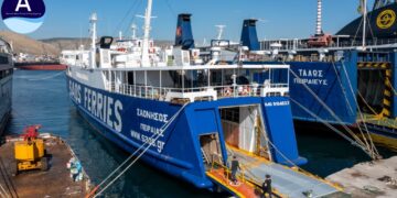 Alldaynews.gr Πέντε τραυματίες από την πρόσκρουση πλοίου στο λιμάνι της Φολεγάνδρου