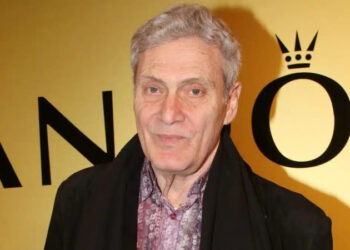 Αλμπέρτο Εσκενάζυ: Η καταγωγή του, η σπουδαία καριέρα, η ηθοποιός κόρη του και η άποψή του για την ομοφυλοφιλία