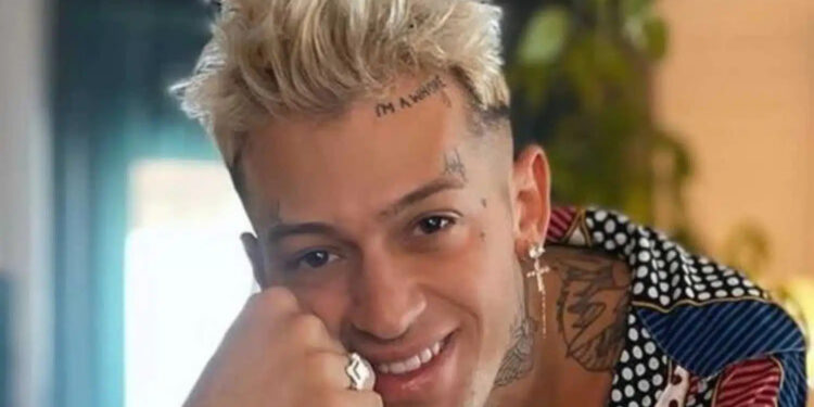 Τάσος Ξιαρχό: «Στα 9 μου είχα επαφές με αγοpάκια που σήμερα έχουν παιδιά – Ο παππούς μου είχε πάει με άντρα»