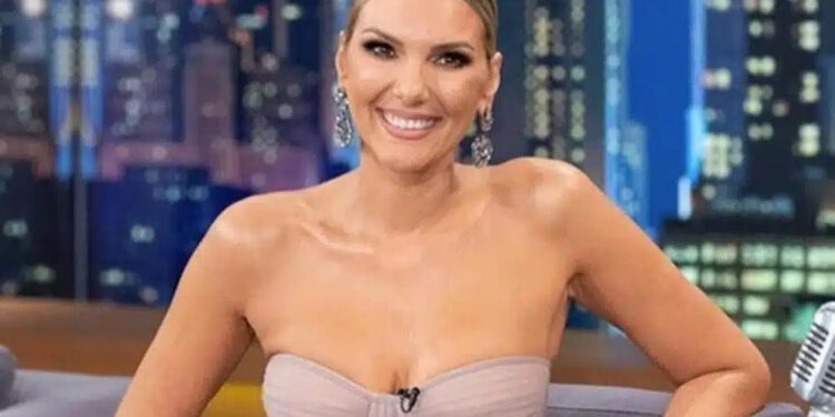 Alldaynews.gr Θέλξη: «Ο άντρας μου με παντρεύτηκε γιατί κάνω καλές πίτες»