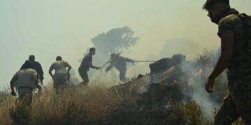 Alldaynews.gr Έβαλε φωτιά πριν από 15 ημέρες τον άφησαν ελεύθερο και προσπάθησε τα ξημερώματα να κάψει τη Ραφήνα