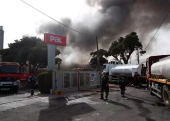 Φωτιά και έκρηξη στο εργοστάσιο PAL στην Κηφισιά – Μήνυμα από το 112 να κλείσουν τα παράθυρα, εικόνες Αποκάλυψης