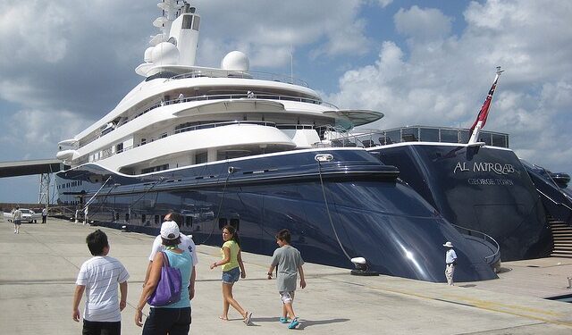 Alldaynews.gr Σεΐχης του Κατάρ Σκιάθος