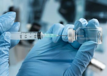 Σε ασθενή στη Θεσσαλονίκη χορηγήθηκε το πρώτο πειραματικό εμβόλιο για τον καρκίνο του πνεύμονα