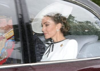 Κέιτ Μίντλετον: Πρώτη δημόσια εμφάνιση μετά τη διάγνωση με καρκίνο στην στρατιωτική παρέλαση Trooping The Colour