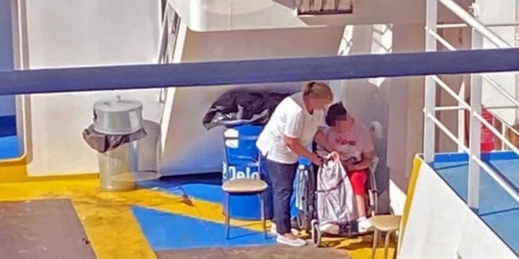 Alldaynews.gr Βουβός θρήνος για τον θάνατο του 26χρονου ποδοσφαιριστή Στάθη Χατζηλάμπρου που έφυγε εντελώς ξαφνικά