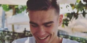 Alldaynews.gr Νεκρός ο 25χρονος Δημήτρης Σωτηρίου: Ένιωσε αδιαθεσία, πήρε τηλέφωνο αλλά «έσβησε» πριν φτάσει το ΕΚΑΒ