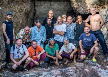 Παρέα μάλλον ανακάλυψε θησαυρό 15 δισ. λιρών μετά από 37 χρόνια και 100.000 ώρες ανασκαφών