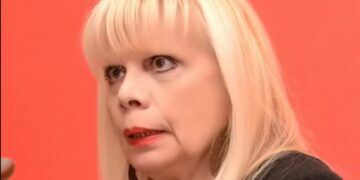 Alldaynews.gr Θρήνος στην ελληνική showbiz: Πέθανε η Μαριαλένα Οικονομίδου