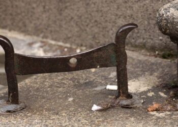 ποδόμακτρο είσοδος σπιτιού