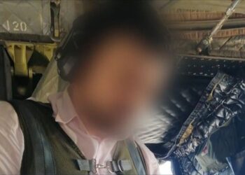 Με κατάγματα στο πρόσωπο η σύντροφος του δημοσιογράφου της ΕΡΤ – Της έστειλε απειλητικά μηνύματα μετά τον ξυλοδαρμό της