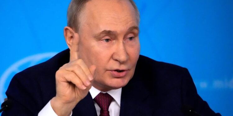 Πούτιν: Θα σταματήσουμε τον πόλεμο εάν η Ουκρανία αποχωρήσει από αυτές τις περιοχές