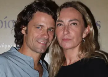 Ρούλα Ρέβη: Δείχνει το τατουάζ που έχει κάνει ο Αποστόλης Τότσικας για εκείνη – Δείτε τη φωτογραφία