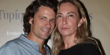 Alldaynews.gr Ρούλα Ρέβη: Δείχνει το τατουάζ που έχει κάνει ο Αποστόλης Τότσικας για εκείνη – Δείτε τη φωτογραφία