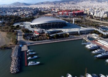 Συναγερμός στο ΣΕΦ: Εντοπίστηκε σορός νεαρού άνδρα – Το πτώμα δεν είχε ρούχα και είχε 5 τατουάζ