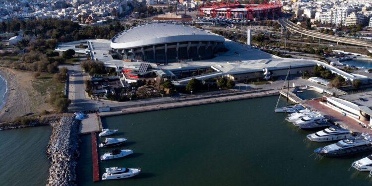 Alldaynews.gr Συναγερμός στο ΣΕΦ: Εντοπίστηκε σορός νεαρού άνδρα – Το πτώμα δεν είχε ρούχα και είχε 5 τατουάζ