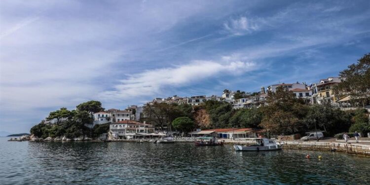 Alldaynews.gr Σποράδες: Δωρεάν σπίτια σε γιατρούς – «Θα αμείβονται επιπλέον με 2.100 ευρώ»