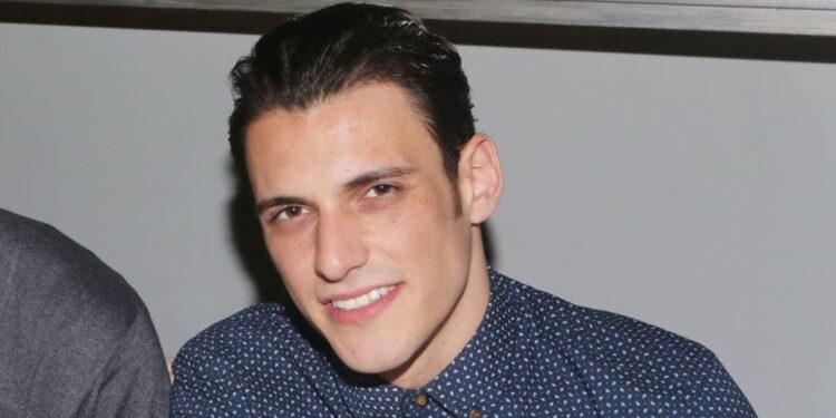 Σταύρος Σβήγκος: «Ο γάμος σε μια εκκλησία είναι τεράστια κοροϊδία, μια μεγάλη μπίζνα»