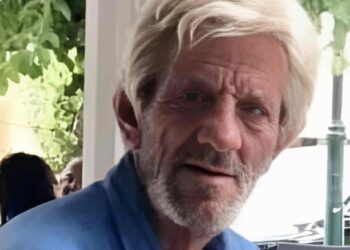 Συγκλονίζει η ιστορία του φτωχού Βαγγέλη: Bρήκε τσάντα με 4.000 ευρώ και την παρέδωσε