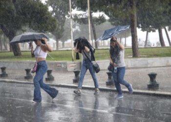 Alldaynews.gr Ραγδαία αλλαγή του καιρού: Χάρτες με τις περιοχές που θα πέσουν καταιγίδες, κεραυνοί και χαλάζι -Μηνύματα του 112