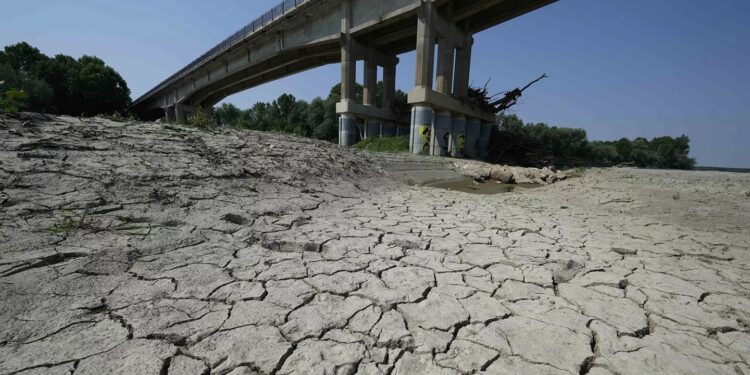 Αττική: Ορατός ο κίνδυνος λειψυδρίας – Αδειάζουν οι ταμιευτήρες νερού