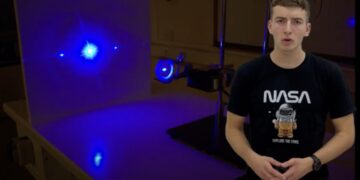 Alldaynews.gr Όλο το μέλλον μπροστά του: Πρωταθλητής στο Πόλο έρχεται 1ος σε Διαγωνισμό Φυσικής (φωτο, video)