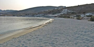 Alldaynews.gr Η «πιο καθαρή παραλία στον κόσμο» είναι ελληνική – «Δεν πιστεύεις ότι είναι αληθινή»