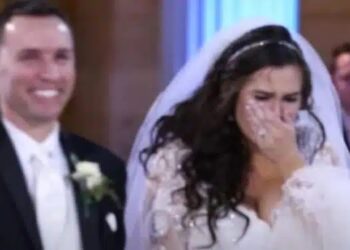 Γαμπρός και νύφη ξεκινούν να χορεύουν – Τότε σταματάει η μουσική και η νύφη βάζει τα κλάματα… με τη συνέχεια να σοκάρει