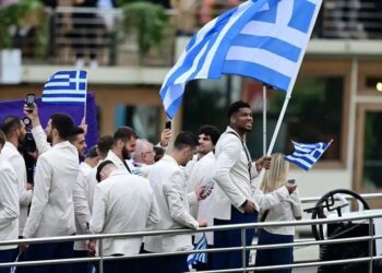 Γιάννης Αντετοκούνμπο: «Τεράστιο συναίσθημα να εκπροσωπώ την Ελλάδα»