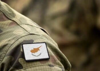 Κατέρρευσαν από τη ζέστη: Σοκ στον Στρατό, 18χρονοι ΛΟΚατζήδες δεν άντεξαν τις σκληρές συνθήκες, σε κρίσιμη κατάσταση και οι 2