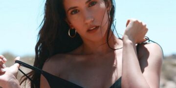 Alldaynews.gr Ελένη Βαΐτσου: «Γιατί να ανέβω τα σκαλιά της εκκλησίας και να κάνω οικογένεια; Σώνει και ντε;»