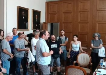 «Έξω από το γραφείο μου, ρε» ‑ Φωνές αντιπρύτανη του ΕΚΠΑ σε εργαζόμενους