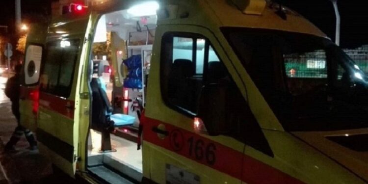 Alldaynews.gr 16χρονη μαχαίρωσε και παράτησε αιμόφυρτη μια 19χρονη – Συνελήφθη και η μητέρα της μικρής