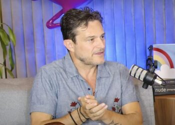 Alldaynews.gr Γιώργος Καραμίχος: «Στα 49 μου αφαίρεσα τον καρκίνο του πνεύμονα» -Αποκαλύψεις για την κόρη του: «Δεν είχα την δυνατότητα να την βλέπω»