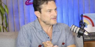 Alldaynews.gr Γιώργος Καραμίχος: «Στα 49 μου αφαίρεσα τον καρκίνο του πνεύμονα» -Αποκαλύψεις για την κόρη του: «Δεν είχα την δυνατότητα να την βλέπω»