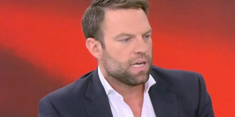 Με νέο, αξύριστο λουκ ο Κασσελάκης – Ο πιο όμορφος Έλληνας, τρελάθηκαν άντρες γυναίκες