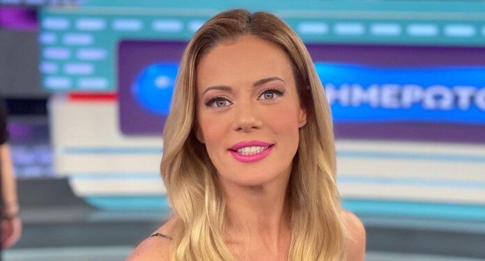 Alldaynews.gr Η Ζέτα Μακρυπούλια έχει γενέθλια – Η ηλικία, το πραγματικό όνομα και η καταγωγή της