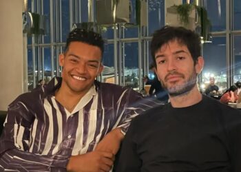 Ολυμπιακοί Αγώνες: Επικό βίντεο Καραλή με περιγραφή Τεντόγλου για την άφιξή τους στο Χωριό