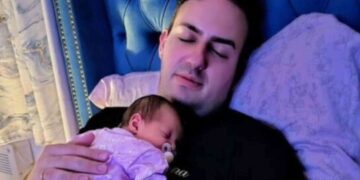 Alldaynews.gr Μαυρίκιος Μαυρικίου – Ιλάειρα Ζήση: Το τρυφερό βίντεο με την κορούλα τους στην πισίνα του σπιτιού τους