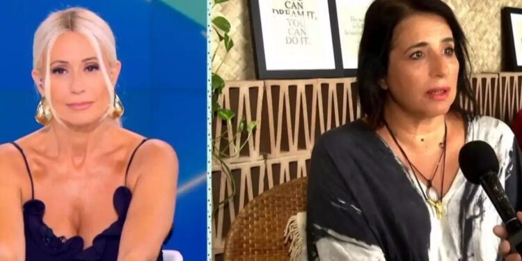 «Την περίοδο που χώριζε η Μαρία Μπακοδήμου, κοιμόμασταν μαζί στο ένα δωμάτιο και ο άντρας της στο άλλο»