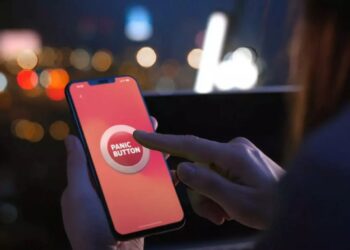 Ενδοοικογενειακή βία στην Κρήτη: 49χρονος πήρε Panic Button μετά την καταγγελία για επίθεση από την 47χρονη γυναίκα του