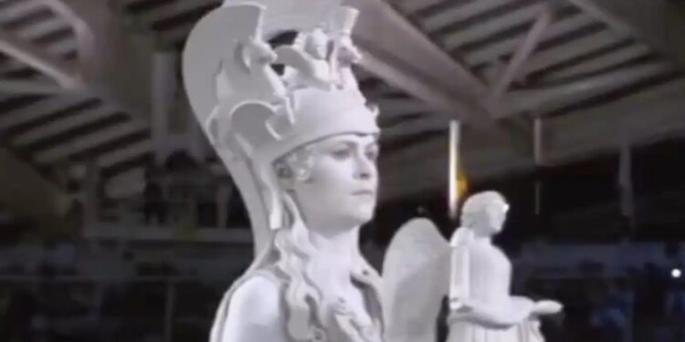 Alldaynews.gr 20 χρόνια μετά, η τελετή έναρξης της Αθήνας 2004 παραμένει αξεπέραστη