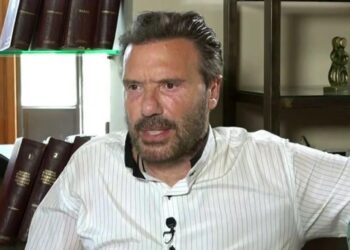 Στράτος Τζώρτζογλου: «Μου είχαν πει να μην γίνω ηθοποιός γιατί θα έπρεπε να περάσω από κρεβάτια – Αυτό ισχύει»