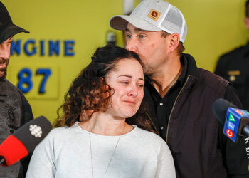 Τραγική ιστορία: Μητέρα έσπευσε να προσφέρει βοήθεια σε τροχαίο, και το θύμα ήταν η ίδια της η κόρη