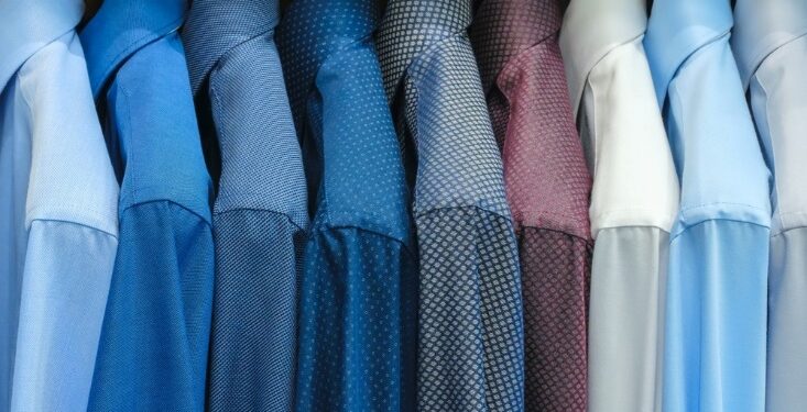 Alldaynews.gr Τα απαραίτητα ανδρικά πουκάμισα που πρέπει να έχετε στη ντουλάπας σας