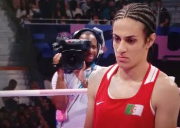 «Είμαι η εκλεκτή του Θεού για το χρυσό μετάλλιο» – Στην αντεπίθεση η τρανς Αλγερινή μποξέρ