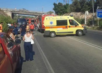 ΠΡΙΝ ΑΠΟ ΛΙΓΟ – Πολύνεκρο τροχαίο δυστύχημα με 2 νεκρούς και 2 σοβαρά τραυματίες