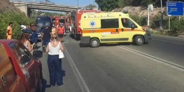 ΠΡΙΝ ΑΠΟ ΛΙΓΟ – Πολύνεκρο τροχαίο δυστύχημα με 2 νεκρούς και 2 σοβαρά τραυματίες